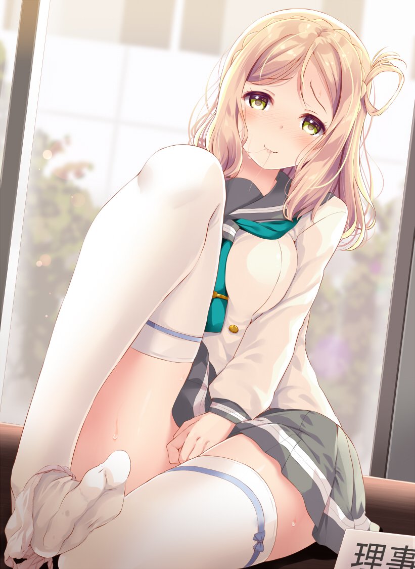 【脱ぎかけ】着脱中パンツスレ　3枚目【履きかけ】 [転載禁止]©bbspink.com	->画像>2860枚 